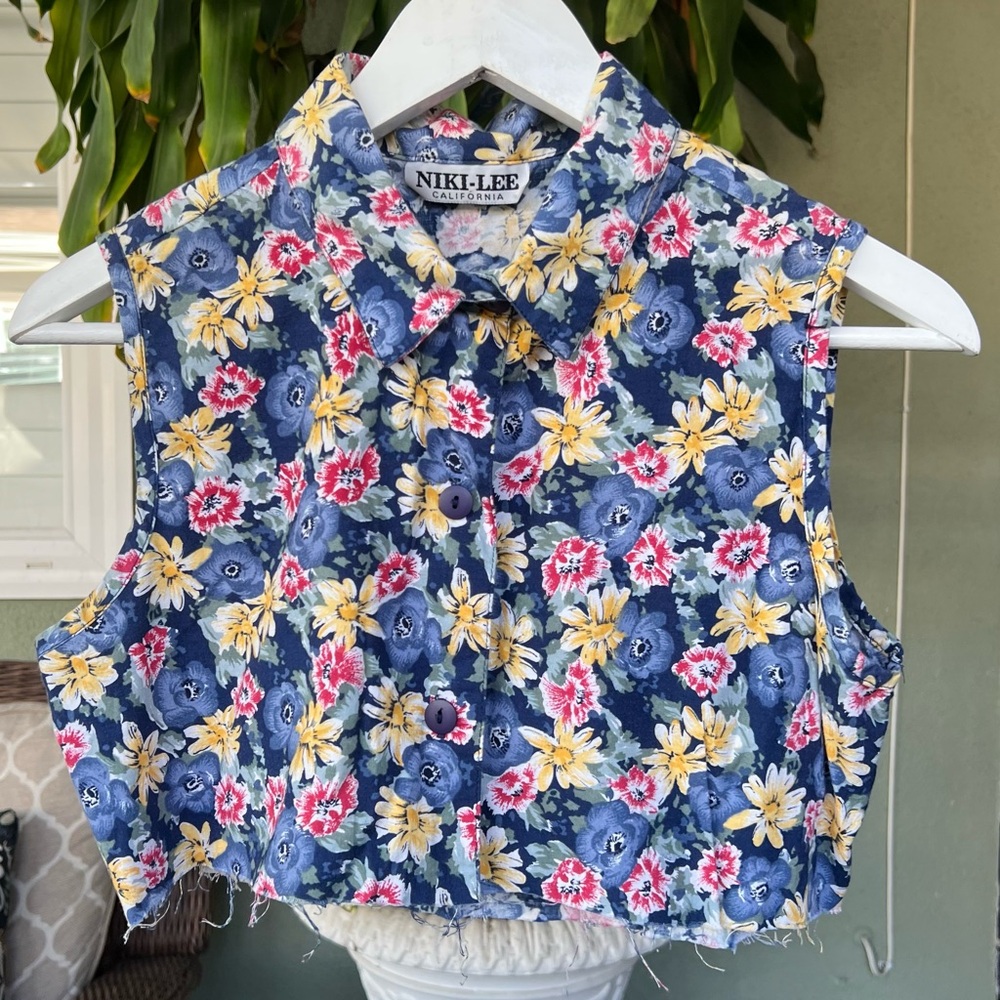 Vintage 90s Niki-Lee Collared Crop Top